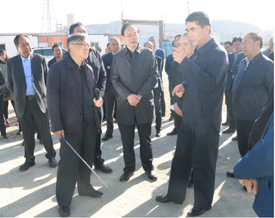 省委副書記、省長王建軍等領(lǐng)導(dǎo)一行視察海東工業(yè)園區(qū)臨空綜合經(jīng)濟園