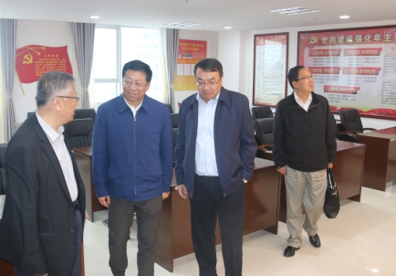 青海省副省長、省國資委黨委書記、主任王黎明，蒞臨省物產(chǎn)集團(tuán)調(diào)研指導(dǎo)工作