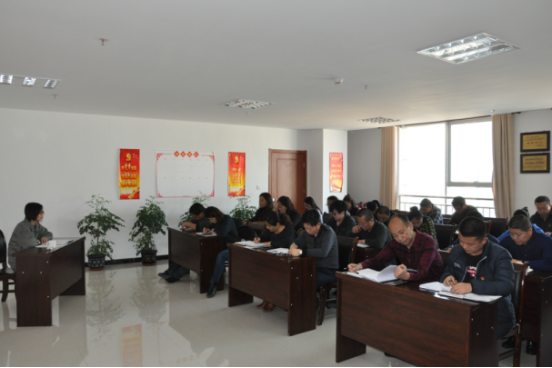 集團黨委委員、副總經(jīng)理劉玲同志宣講黨的十九大精神